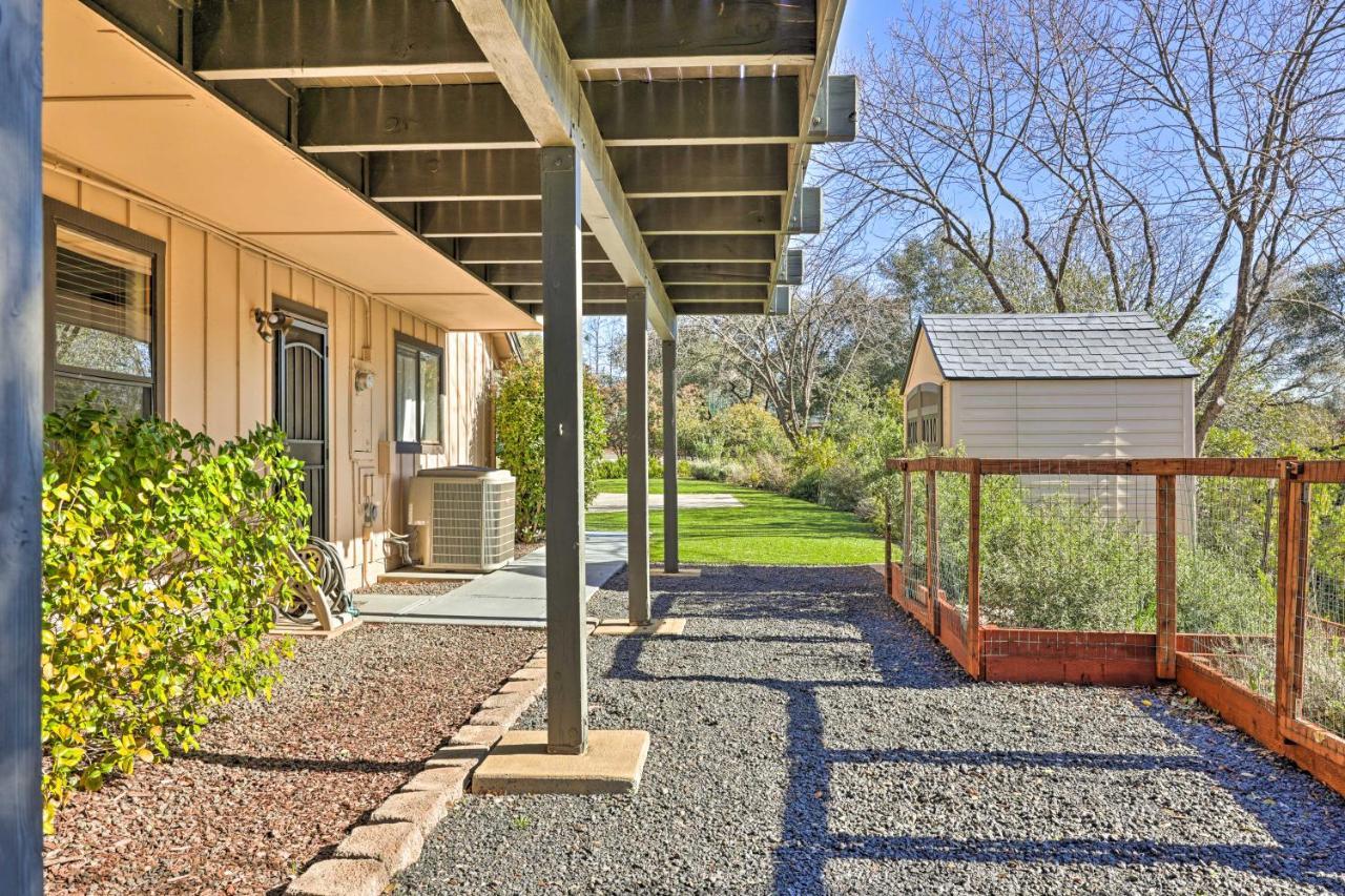 Hideaway Garden, Balcony, And Scenic View! *