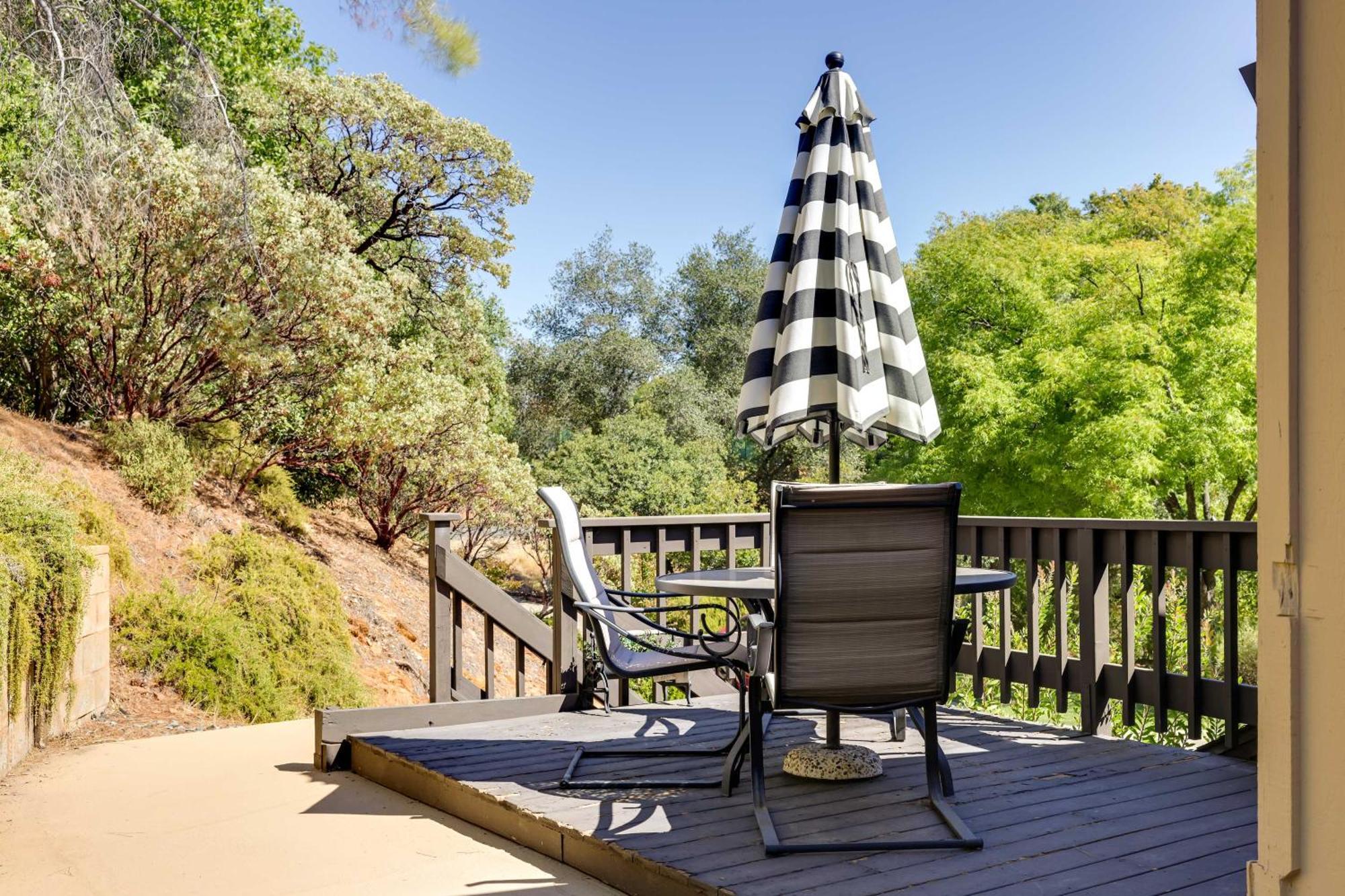 Hideaway Garden, Balcony, And Scenic View! Sonora